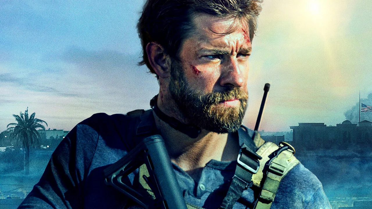 Фильм 13 часов: Тайные солдаты Бенгази (2015)