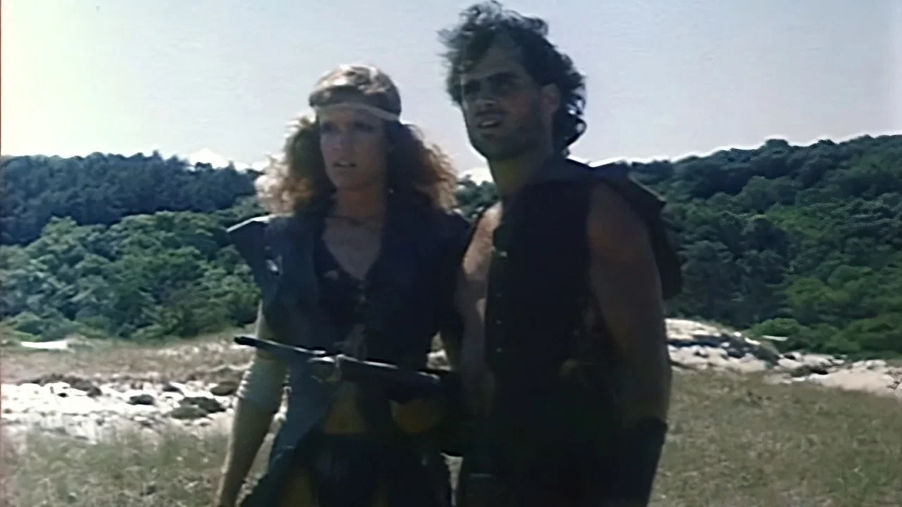 Фильм Дикарка-нимфоманка в аду у динозавров (1990)