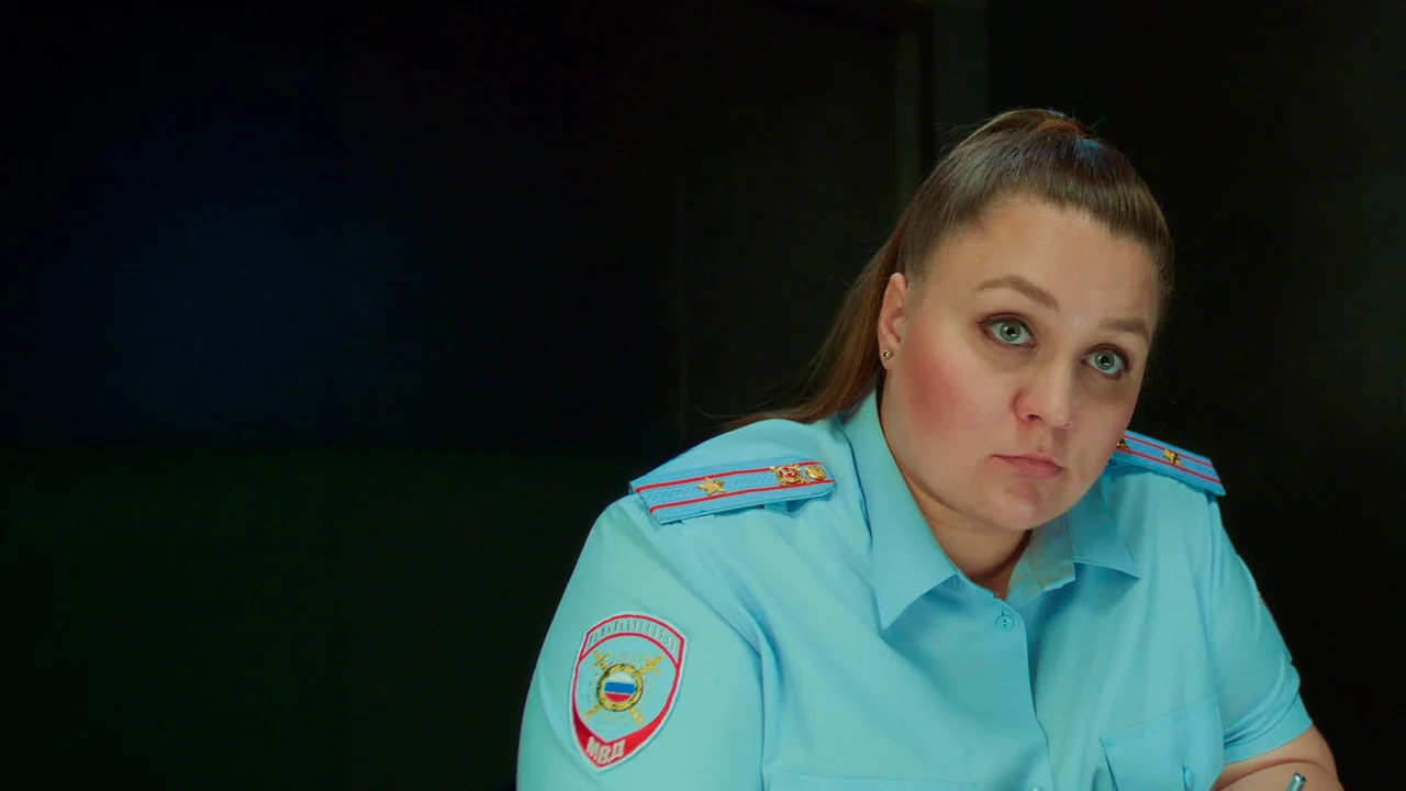 Сериал Абонемент на расследование. Знакомые незнакомцы (1 сезон)