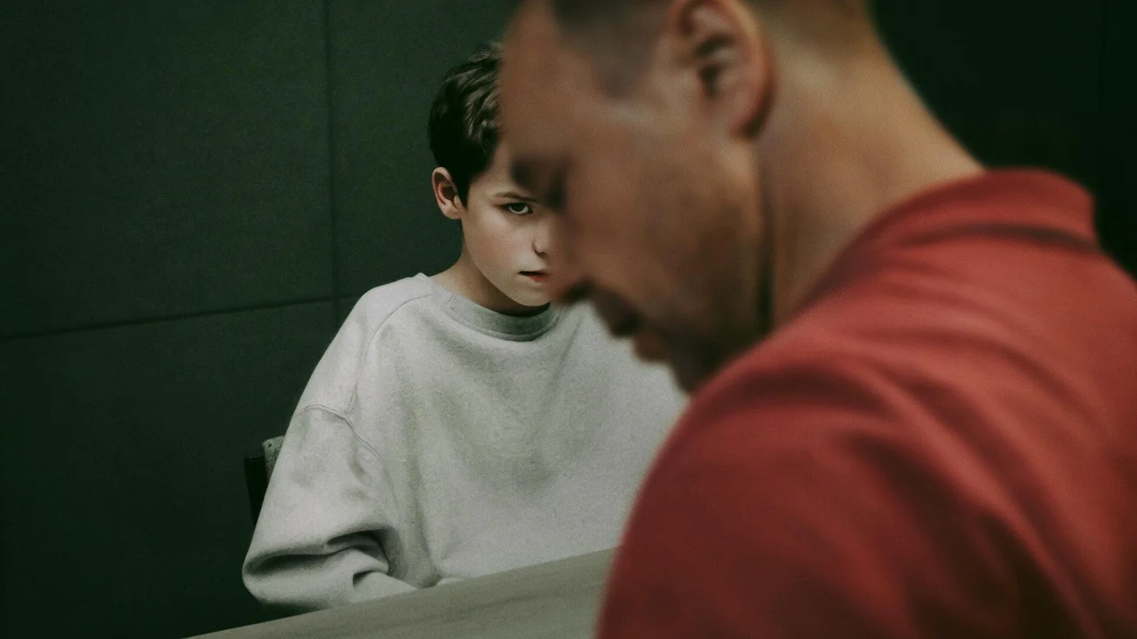 Сериал Переходный возраст (1 сезон)