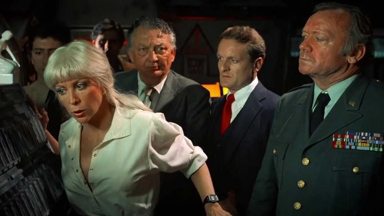 Фильм Биозавр (1985)