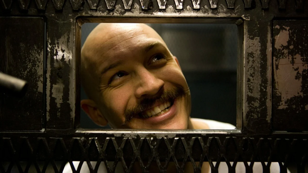 Фильм Бронсон (2008)