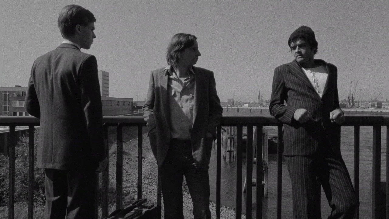 Фильм Классовые отношения (1984)