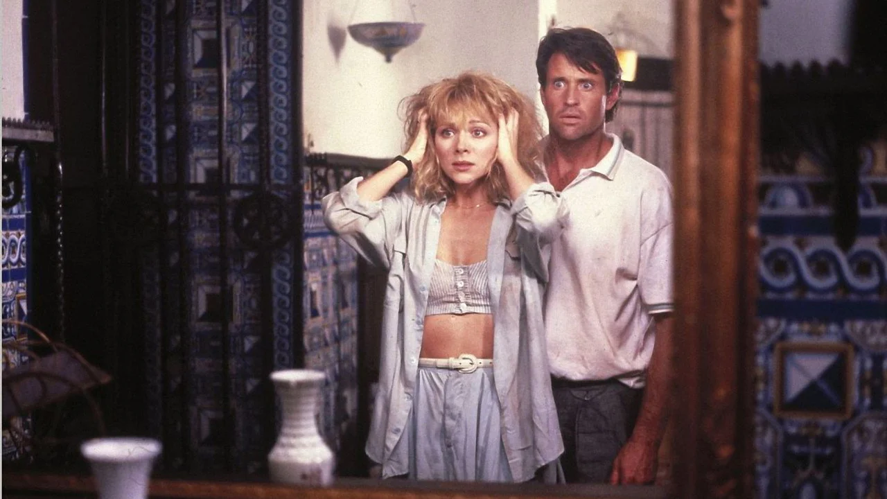 Фильм Сумасшедший медовый месяц (1989)