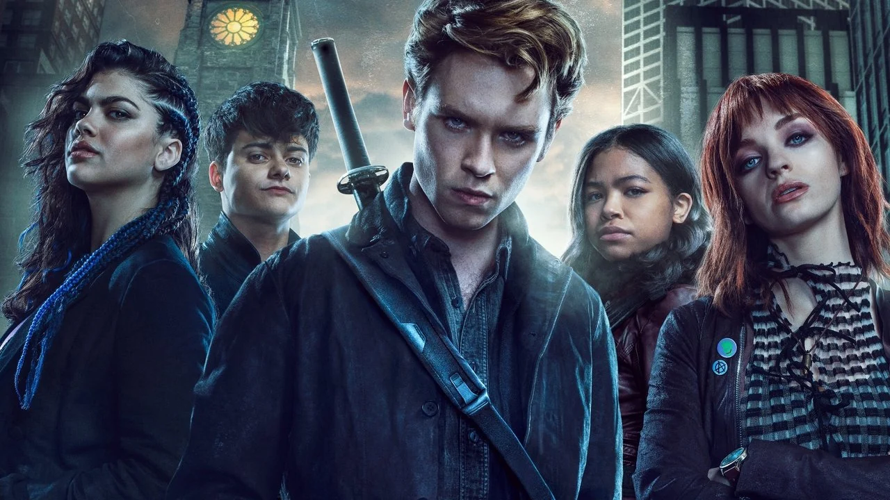 Сериал Рыцари Готэма (1 сезон)