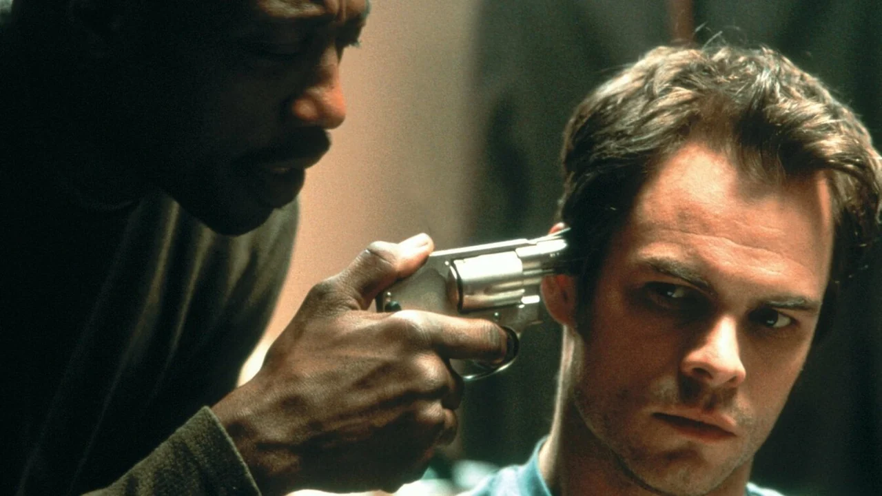 Фильм Под прицелом (2002)
