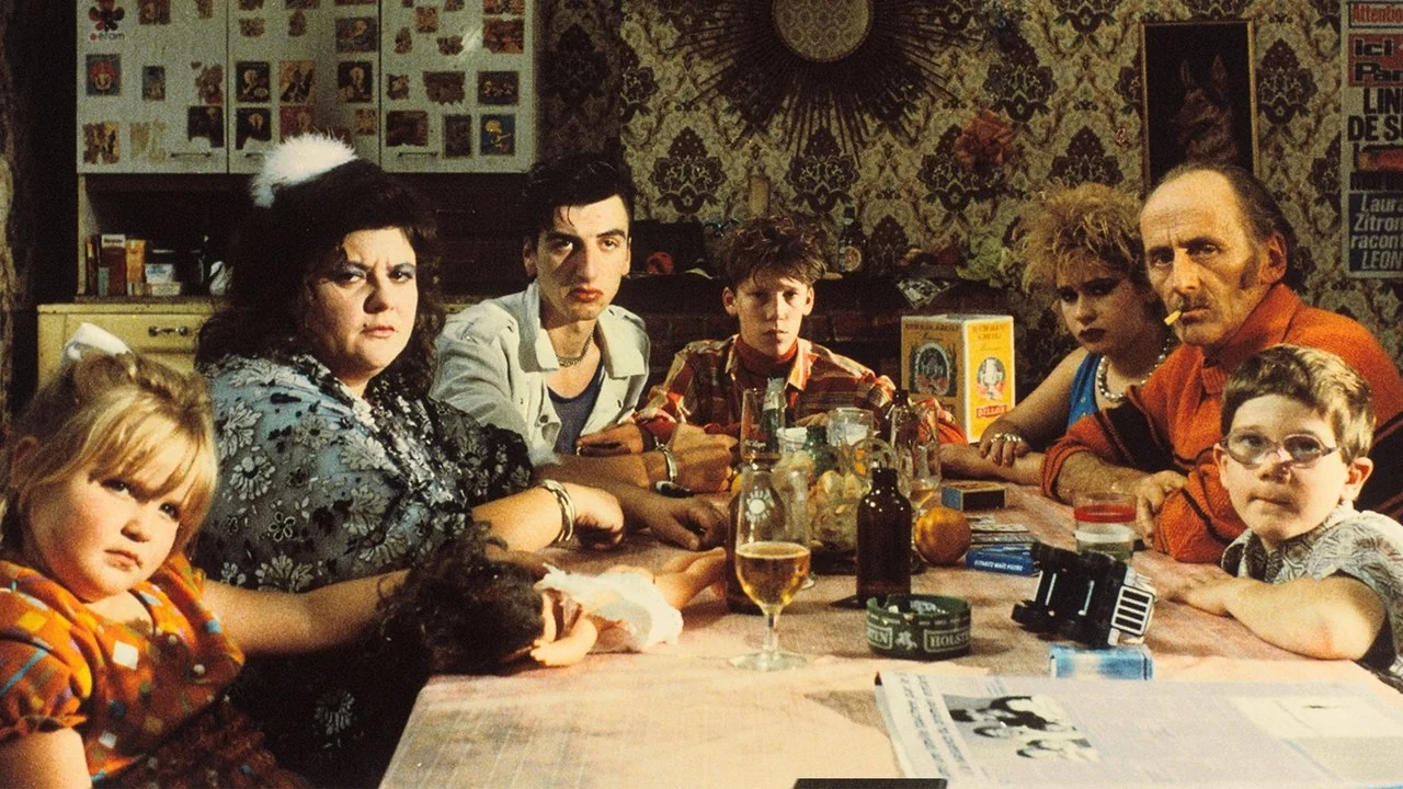 Фильм Жизнь – это долгая спокойная река (1988)