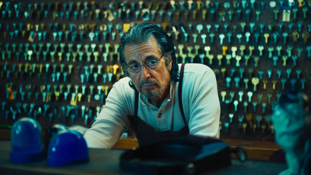 Фильм Манглхорн (2014)