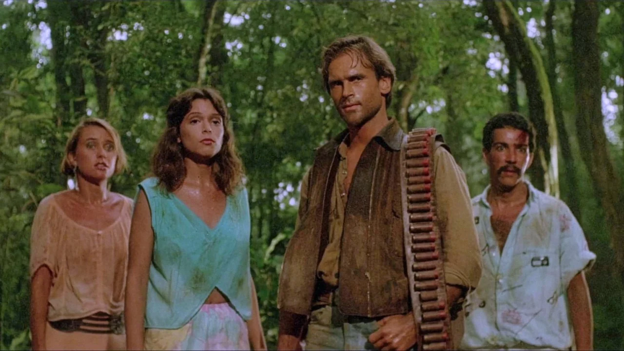 Фильм Резня в долине динозавров (1985)