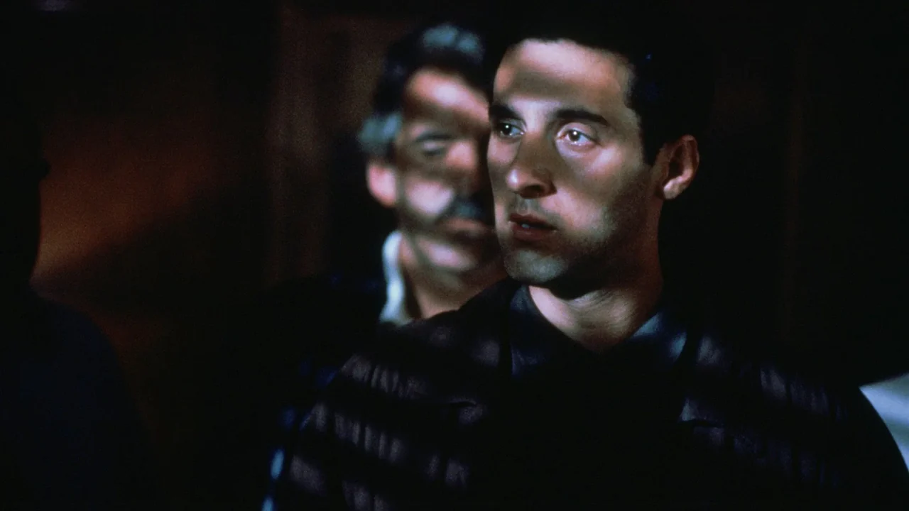 Фильм Уважаемые люди (1990)