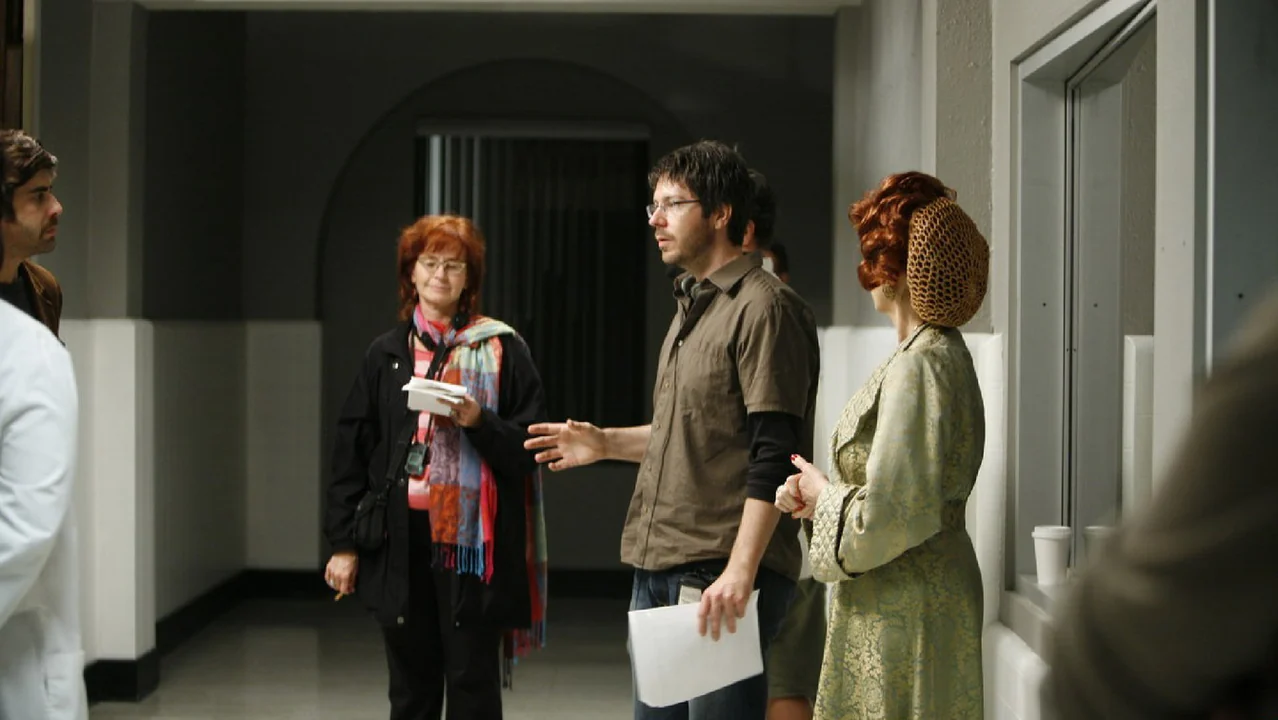 Фильм Мисс Никто (2010)