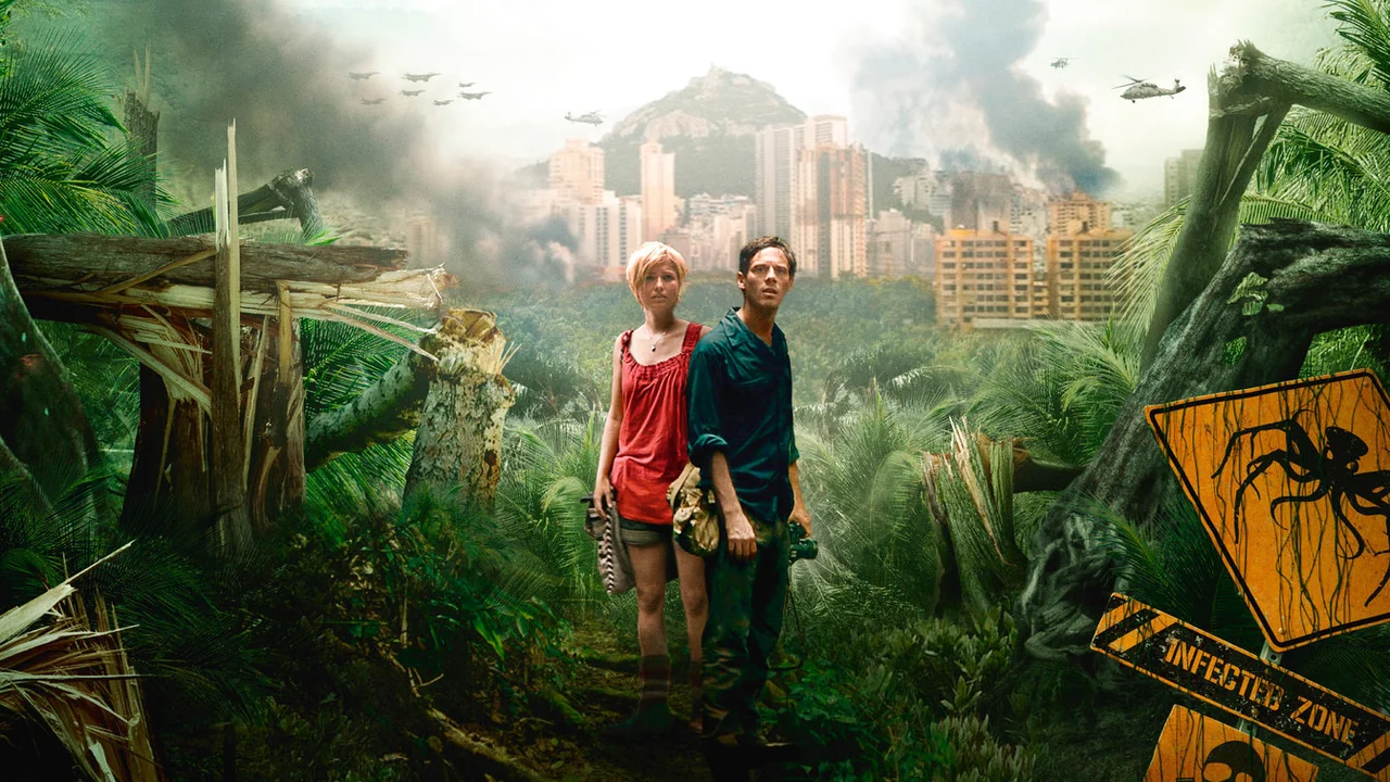 Фильм Монстры (2010)