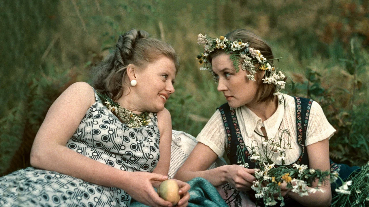 Фильм Москва слезам не верит (1979)