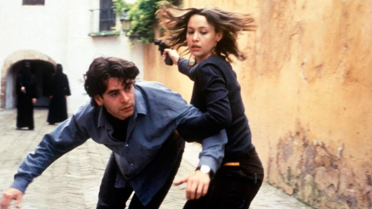 Фильм Никто никого не знает (1999)