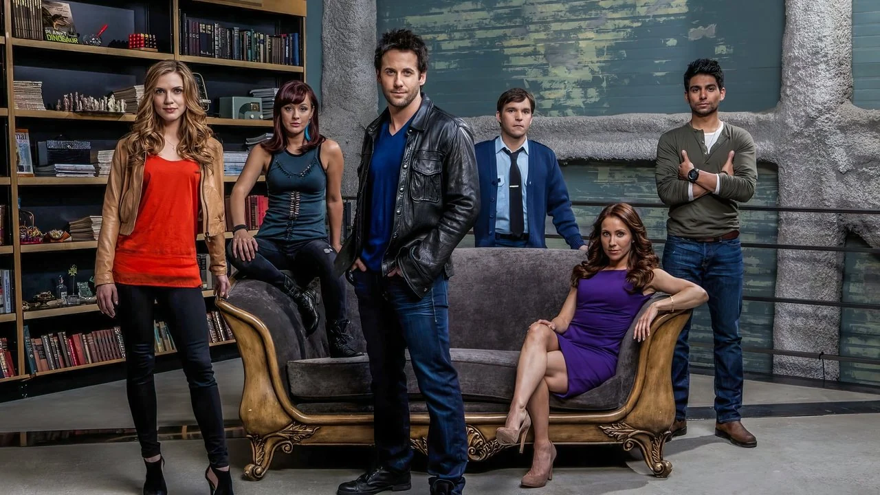 Сериал Портал юрского периода: Новый мир (1 сезон)