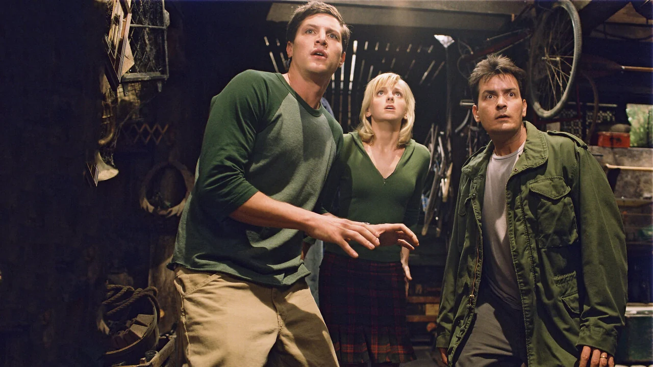 Фильм Очень страшное кино 3 (2003)