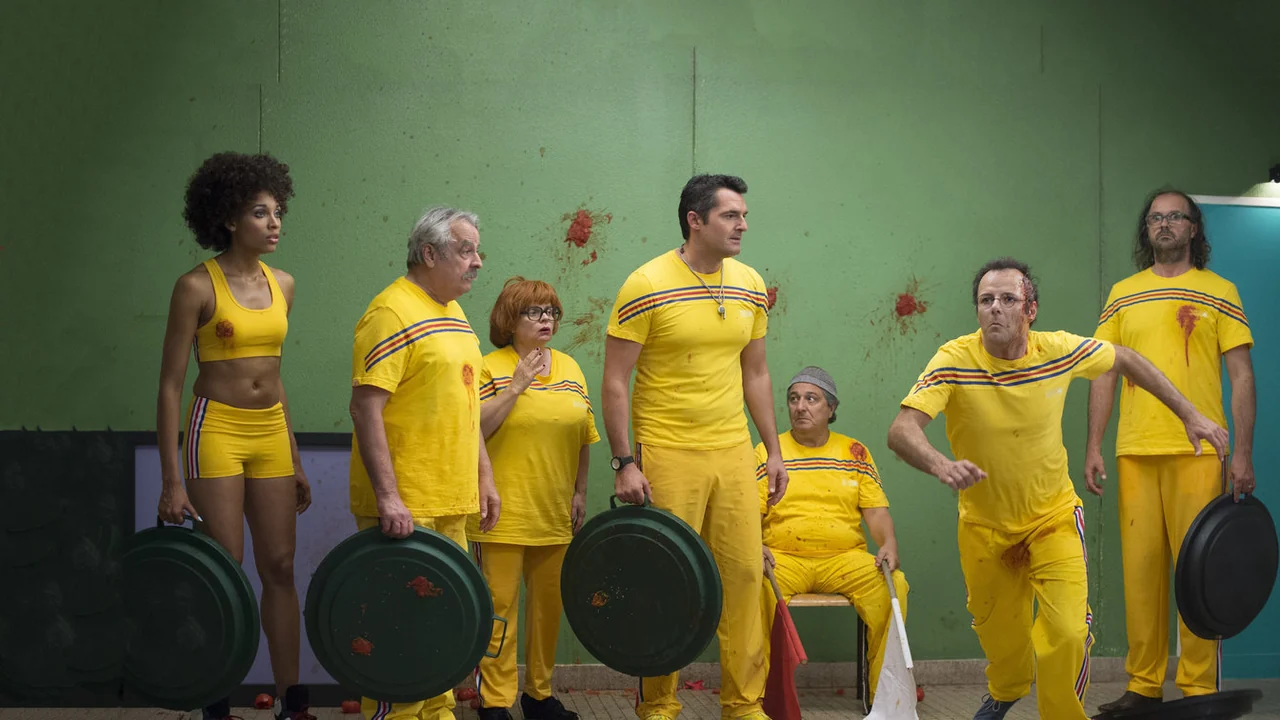 Фильм Безумные преподы (2013)