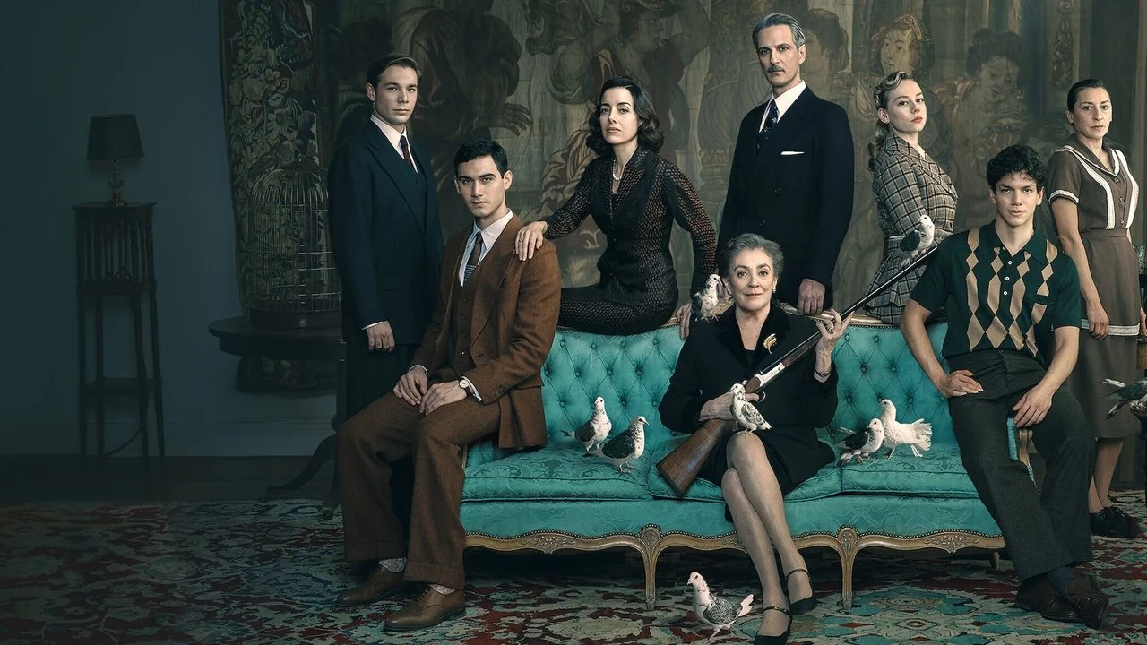 Сериал Кто-то должен умереть (1 сезон)