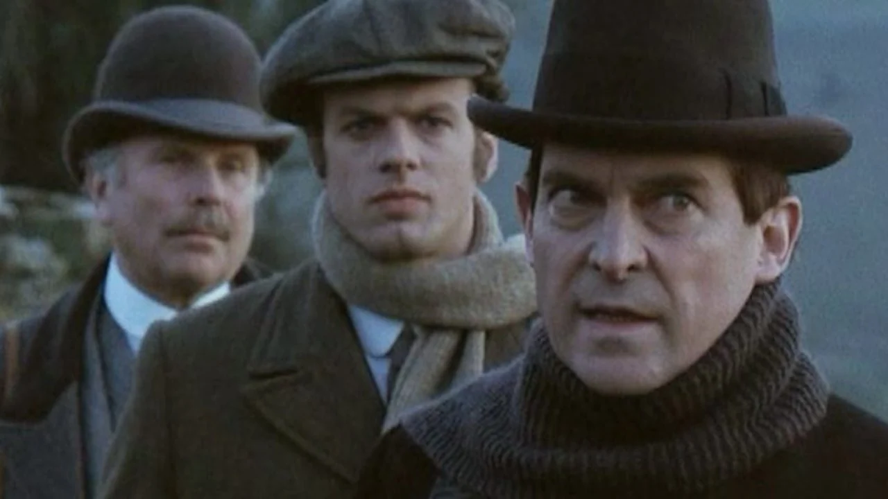 Фильм Собака Баскервилей (1988)
