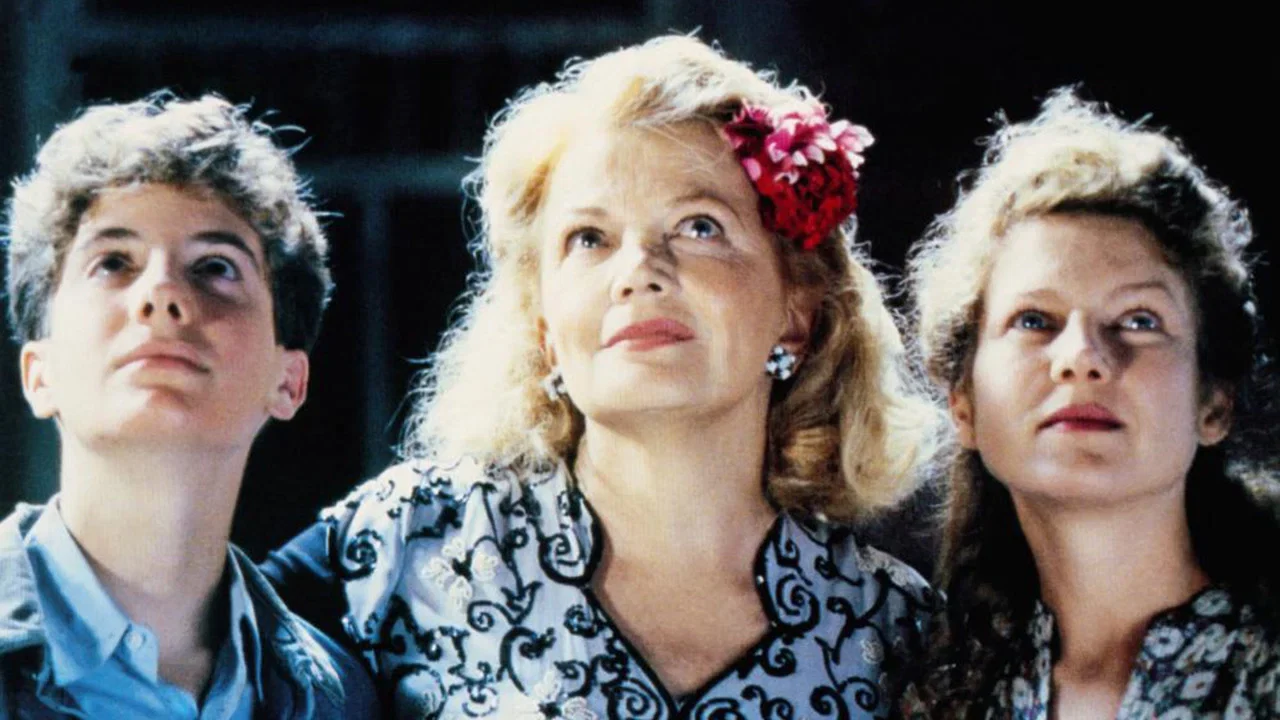 Фильм Неоновая Библия (1994)