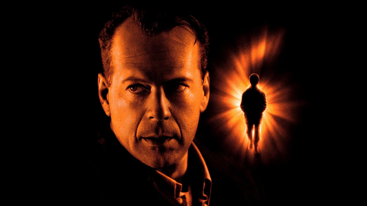 Фильм Шестое чувство (1999)