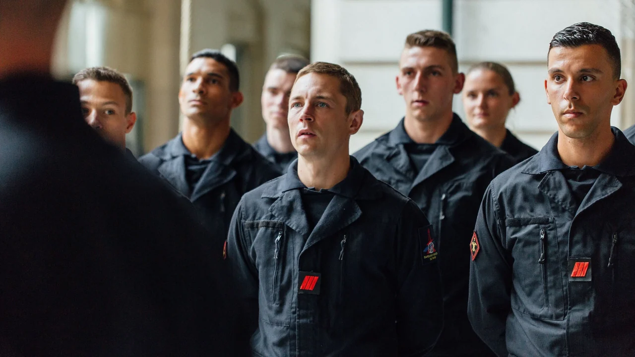 Фильм Спасти или погибнуть (2018)