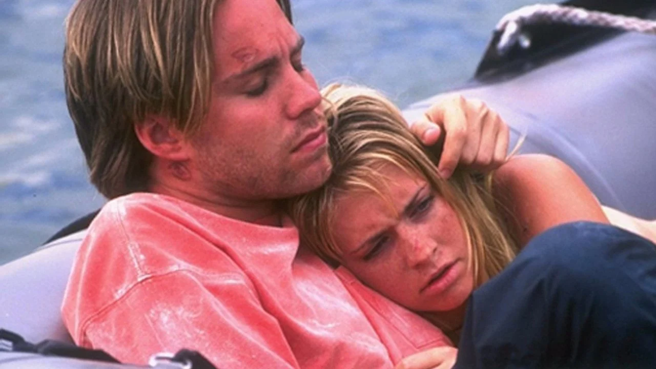 Фильм Сквозь шторм (1997)