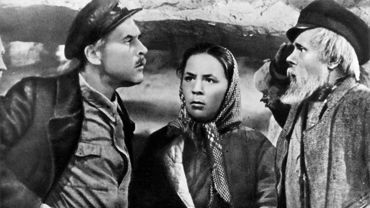 Фильм Секретарь райкома (1942)